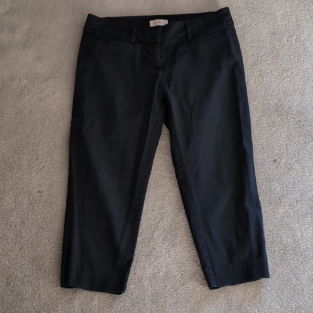 LOFT Black Capri Pants